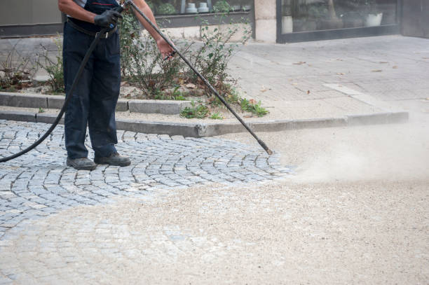 Best Sign and Awning Cleaning  in Kensington, CT